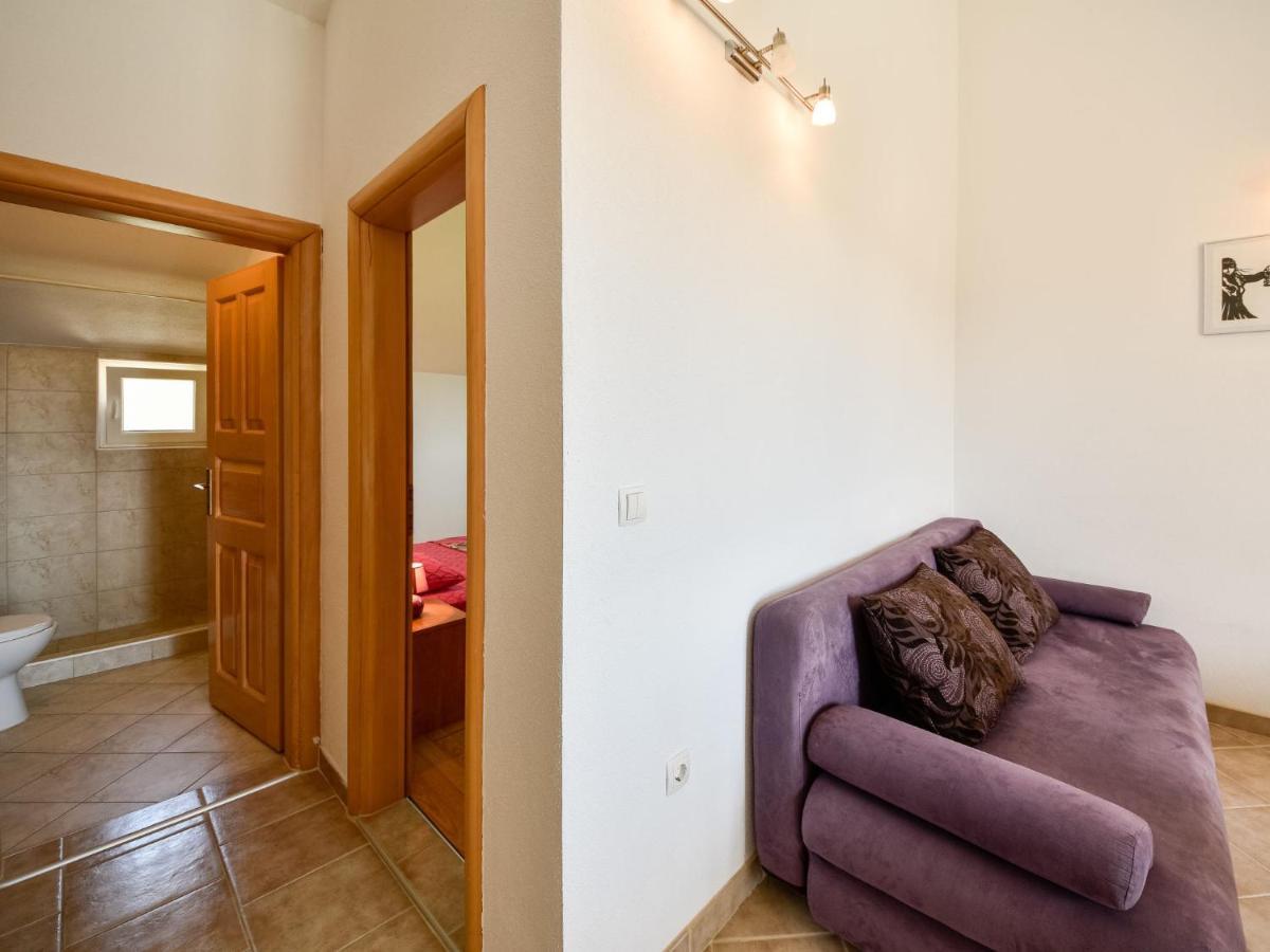 Apartment Milin-4 By Interhome Йезера Екстериор снимка